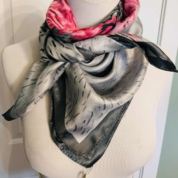 Vintage Faux Silk Scarf — Abstract Floral Art Design (1990s, Made in China) - Picture 5 of 9